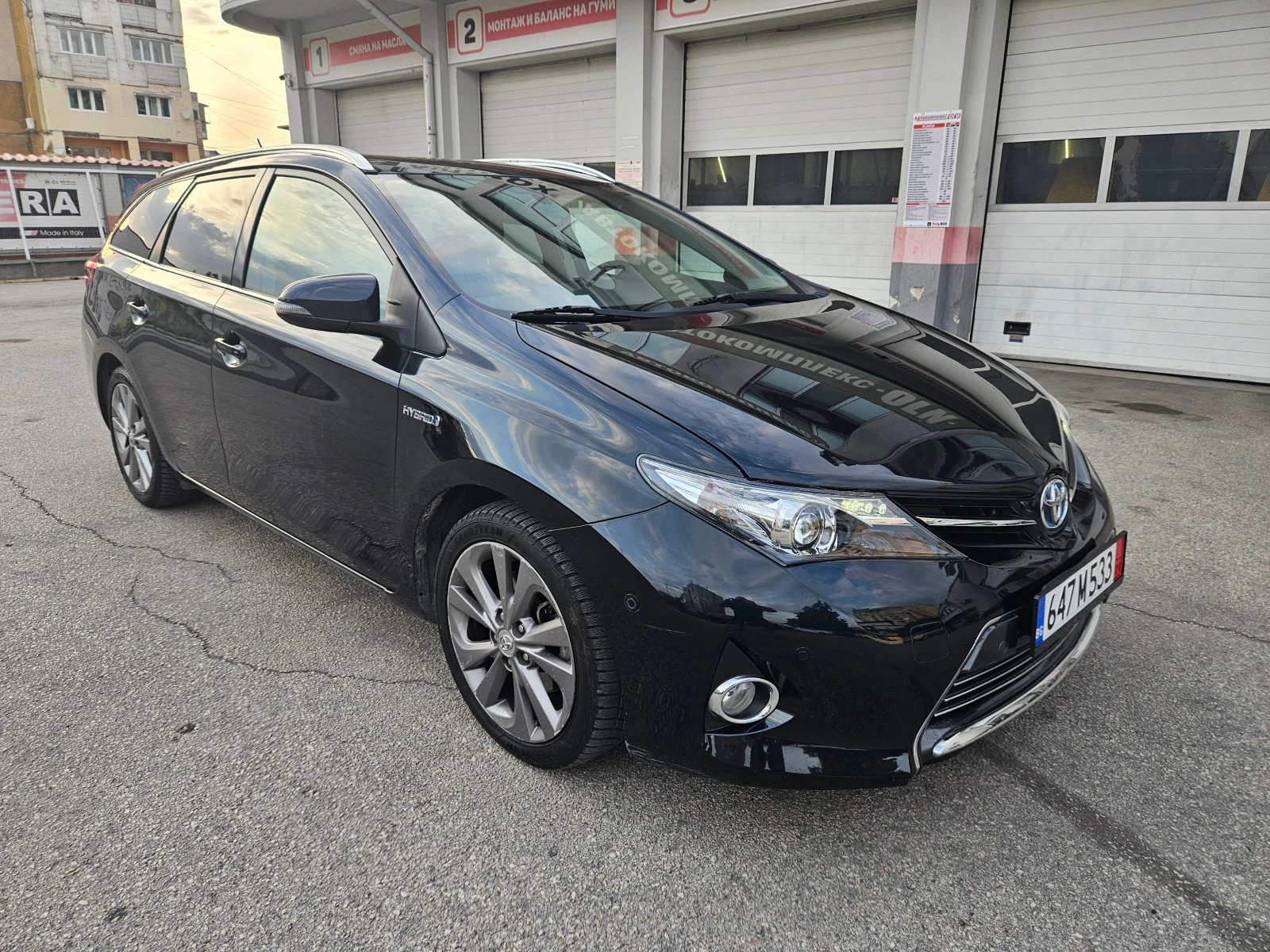 Toyota Auris 1.8 Hybrid/NAVI/Камера - изображение 7