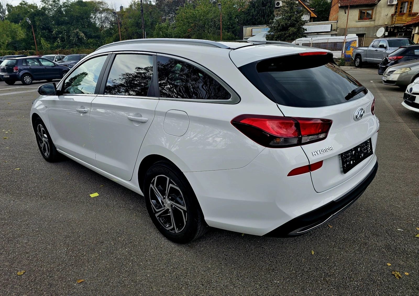 Hyundai I30 1.5 T-GDI 48V ГАРАНЦИОНЕН  - изображение 4