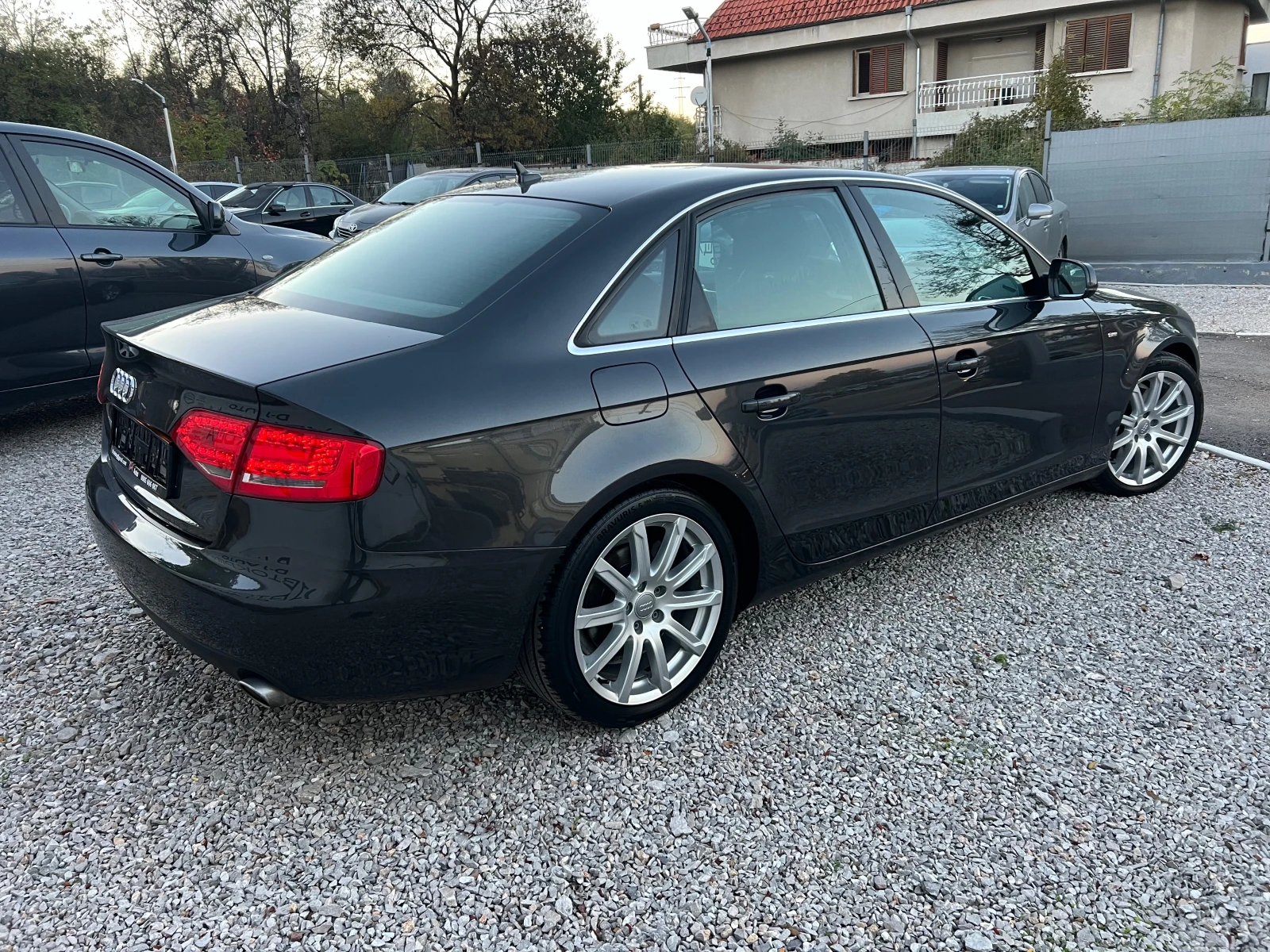 Audi A4 3.0TDI S-LINE - изображение 4