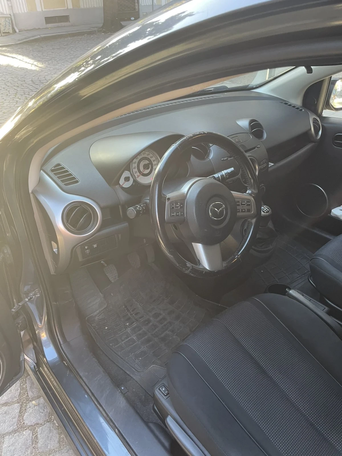 Mazda 2 1.5 105кс - изображение 9