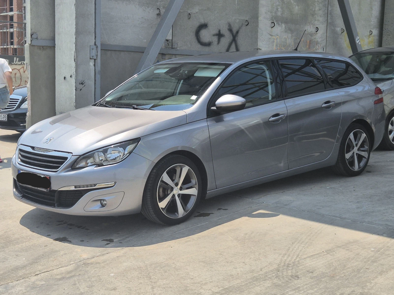 Peugeot 308 1.6 HDI - изображение 2