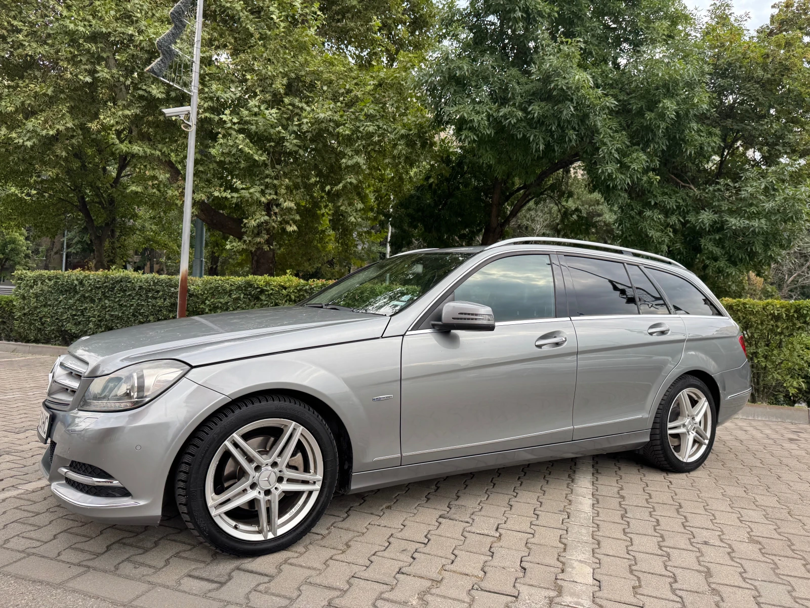 Mercedes-Benz C 220  - изображение 2