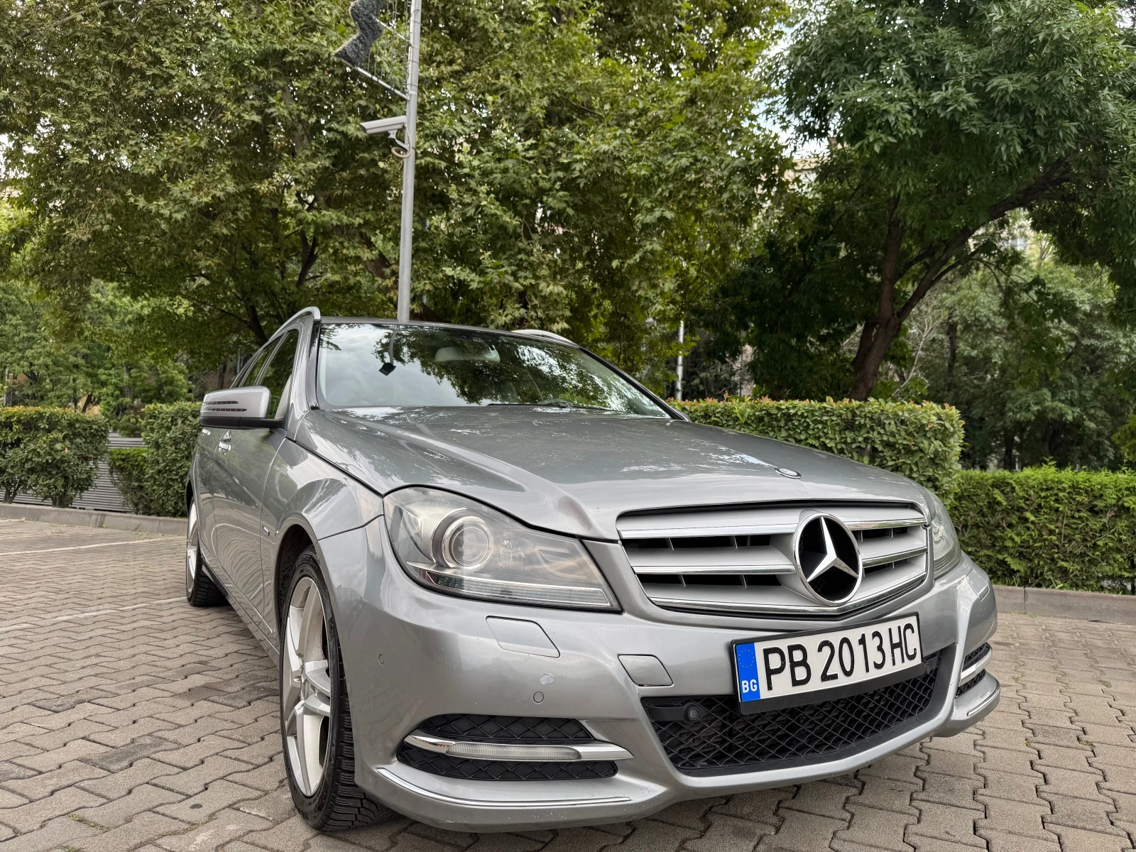 Mercedes-Benz C 220  - изображение 3