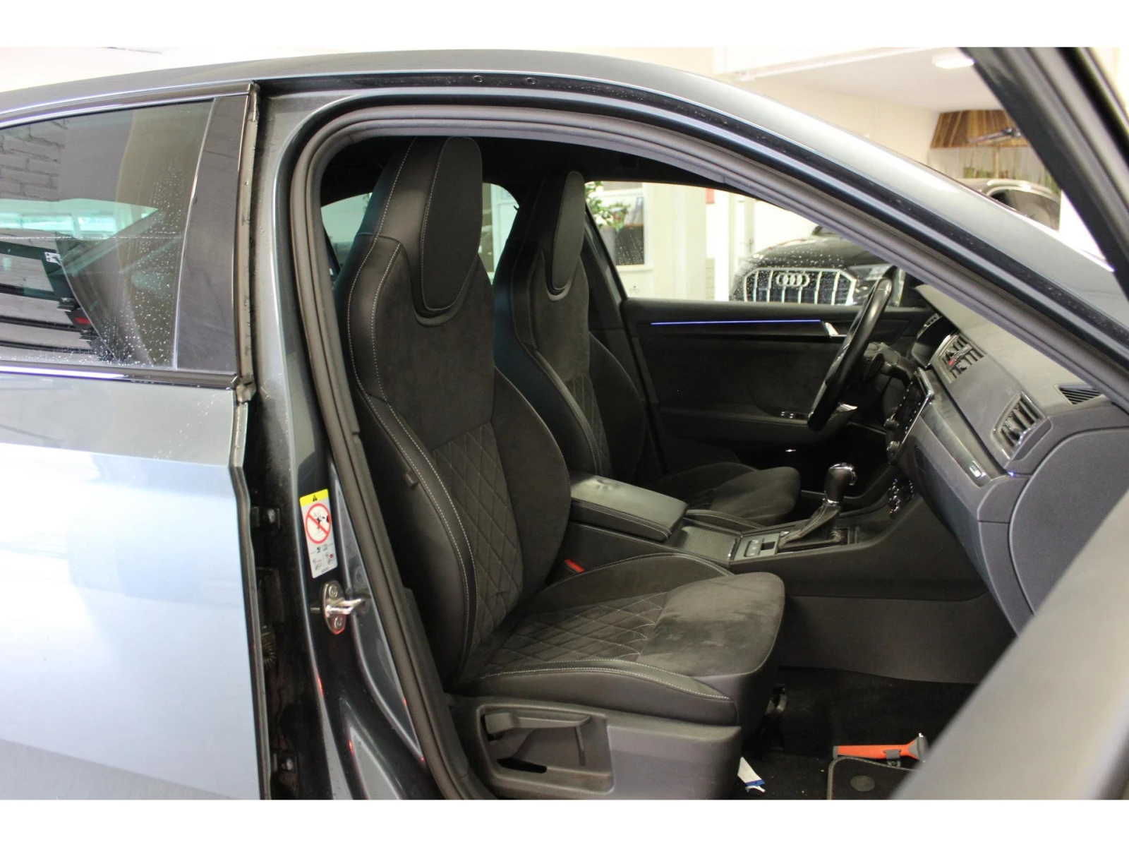 Skoda Superb 1.4 TSI Sportline - Хибрид - изображение 5