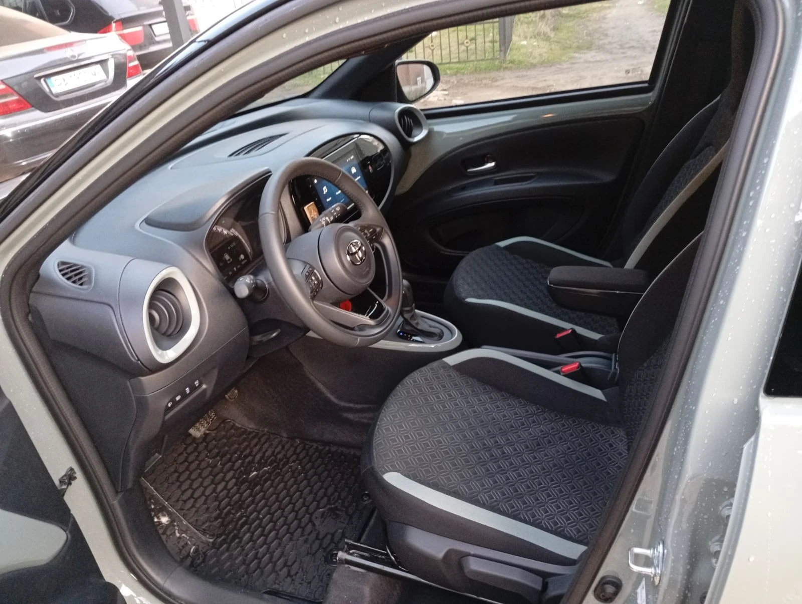 Toyota Aygo Toyota AYGO X PULSE CVT ����!!! | Mobile.bg � ����������� 8