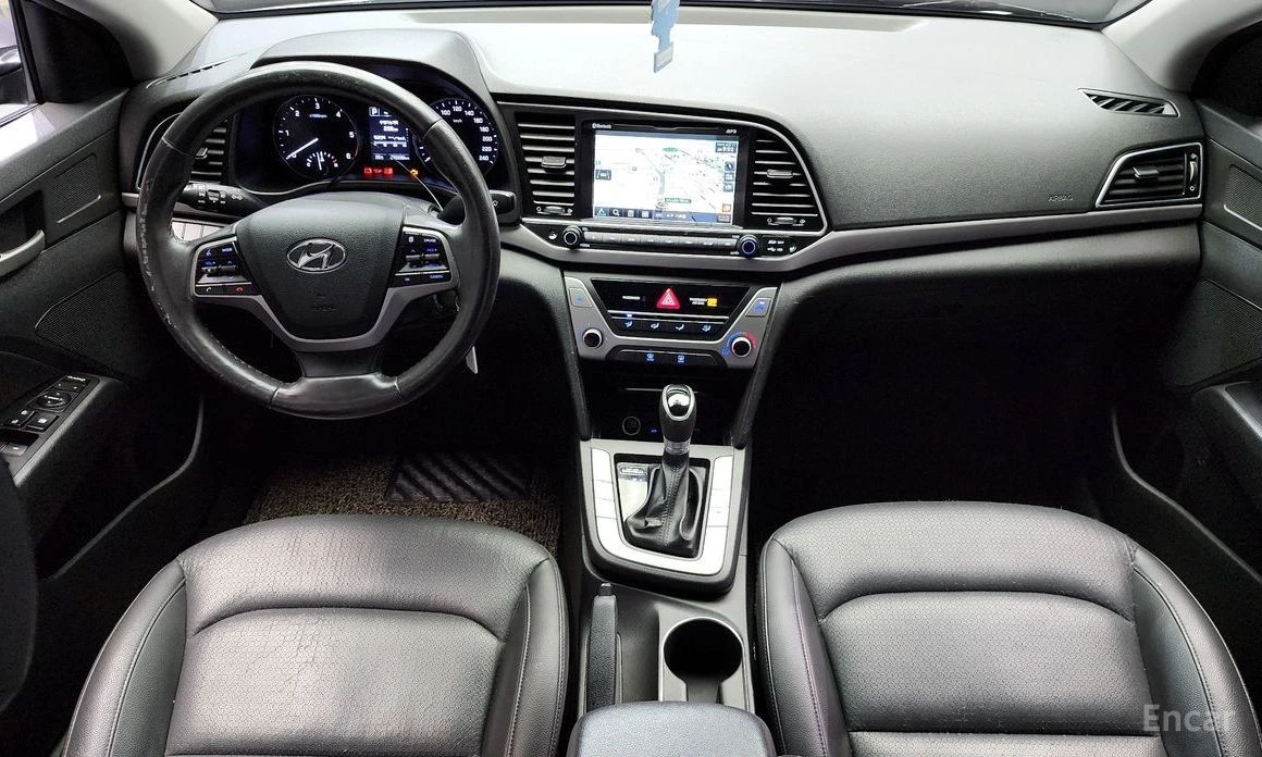 Hyundai Elantra  - изображение 7