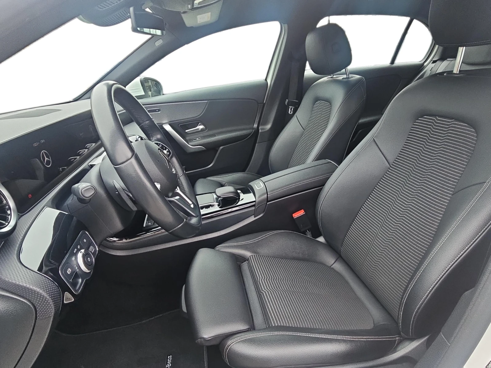 Mercedes-Benz A 180 d - изображение 8