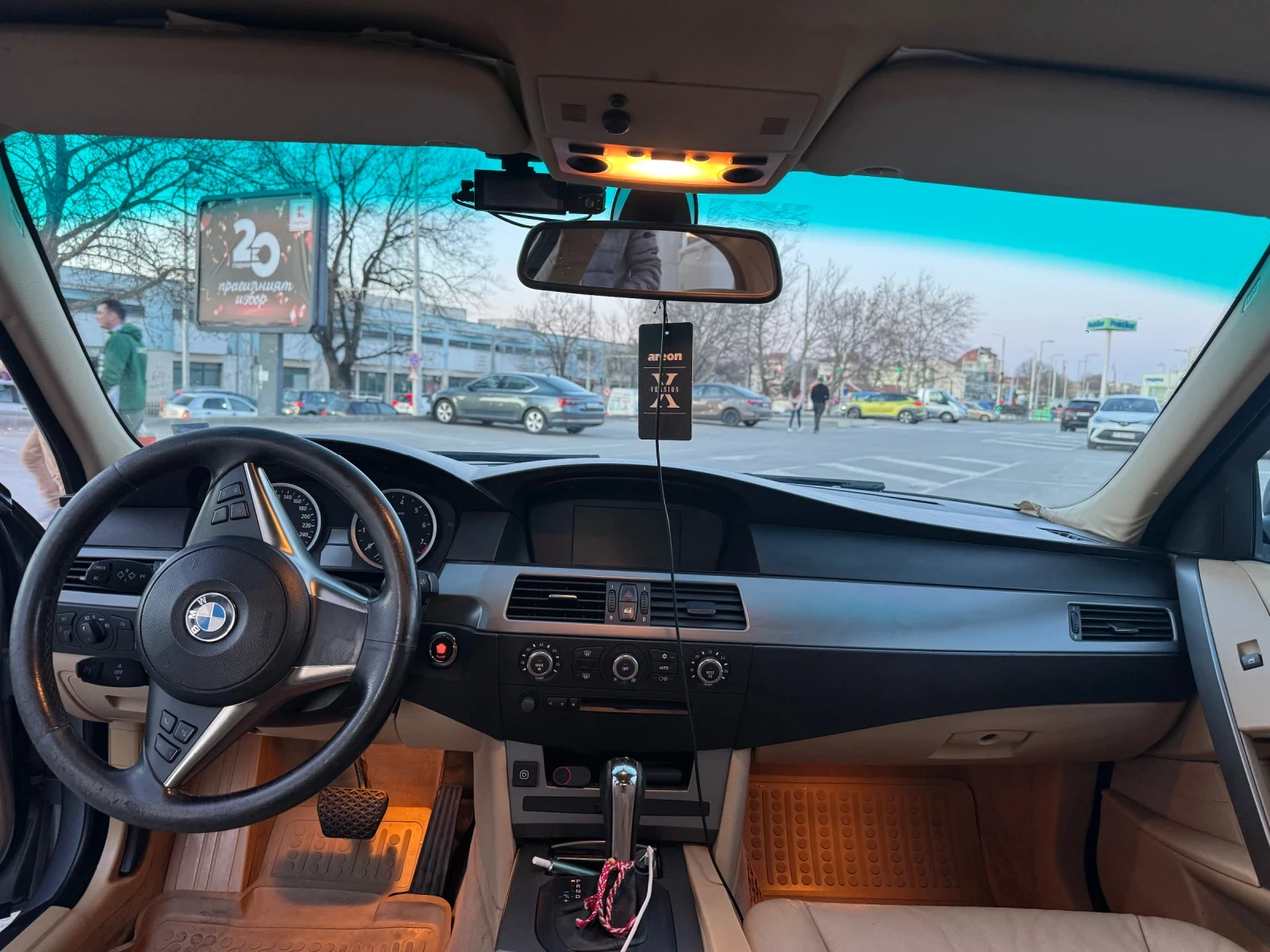 BMW 530 Xi, снимка 12 - Автомобили и джипове - 53787696