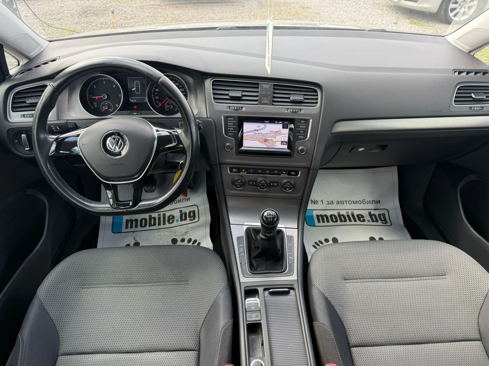 VW Golf 1.6TDI* Navi* Podgrev* TOP* , снимка 9 - Автомобили и джипове - 54147092
