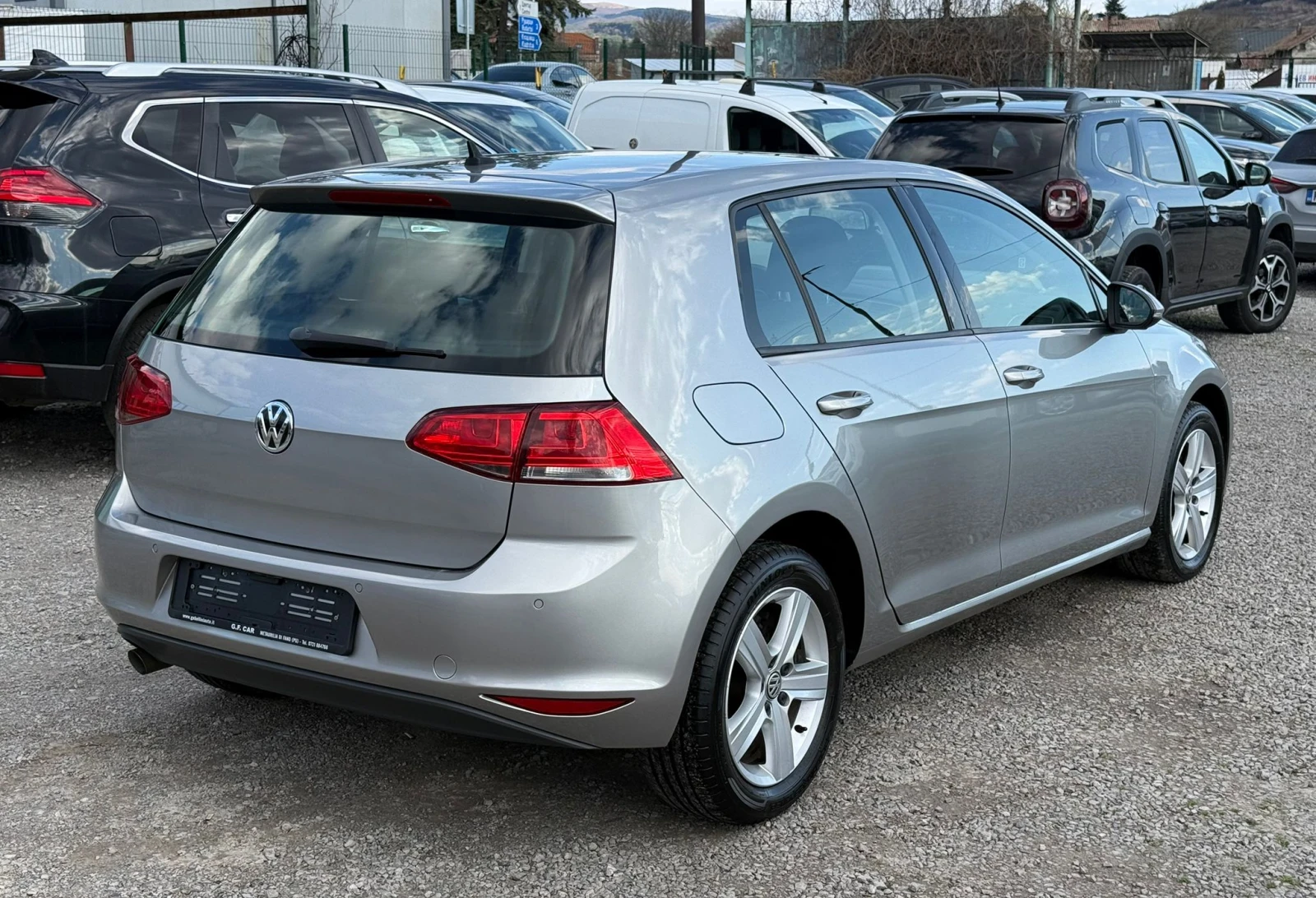 VW Golf 1.6TDI* Navi* Podgrev* TOP* , снимка 4 - Автомобили и джипове - 54147092