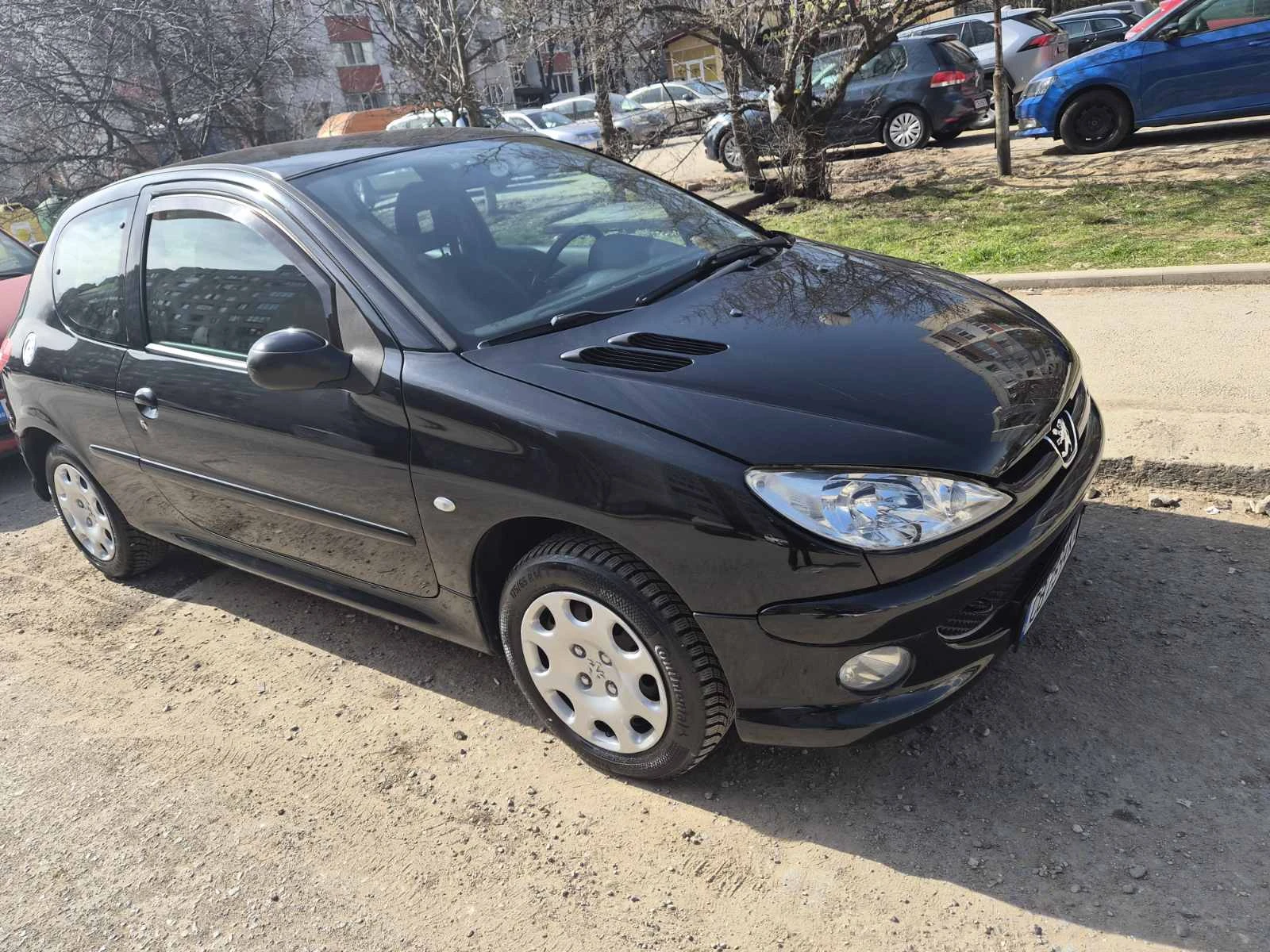 Peugeot 206 1.4i, снимка 2 - Автомобили и джипове - 54183481