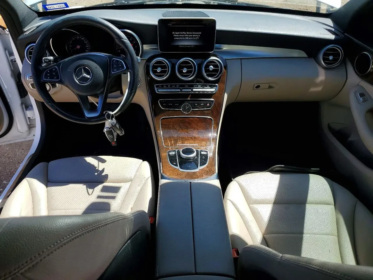 Mercedes-Benz C 300, снимка 8 - Автомобили и джипове - 54222795