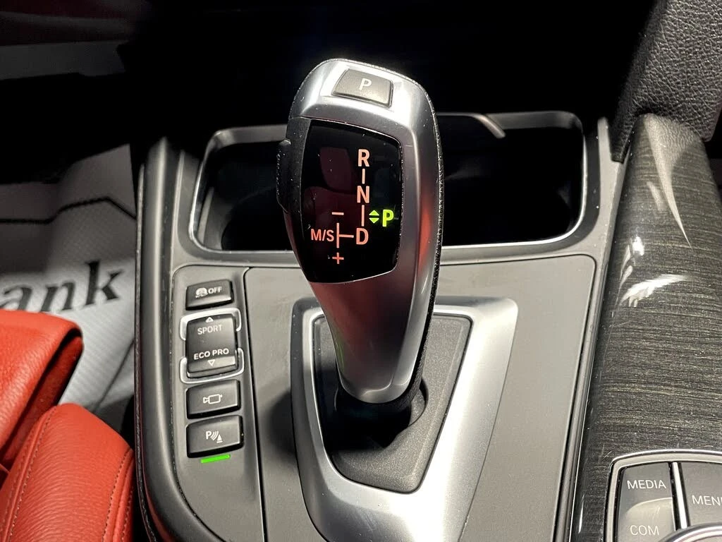 BMW 330 * xDrive * * HeadUp* A���������* (���� �� ��) | Mobile.bg � ����������� 15