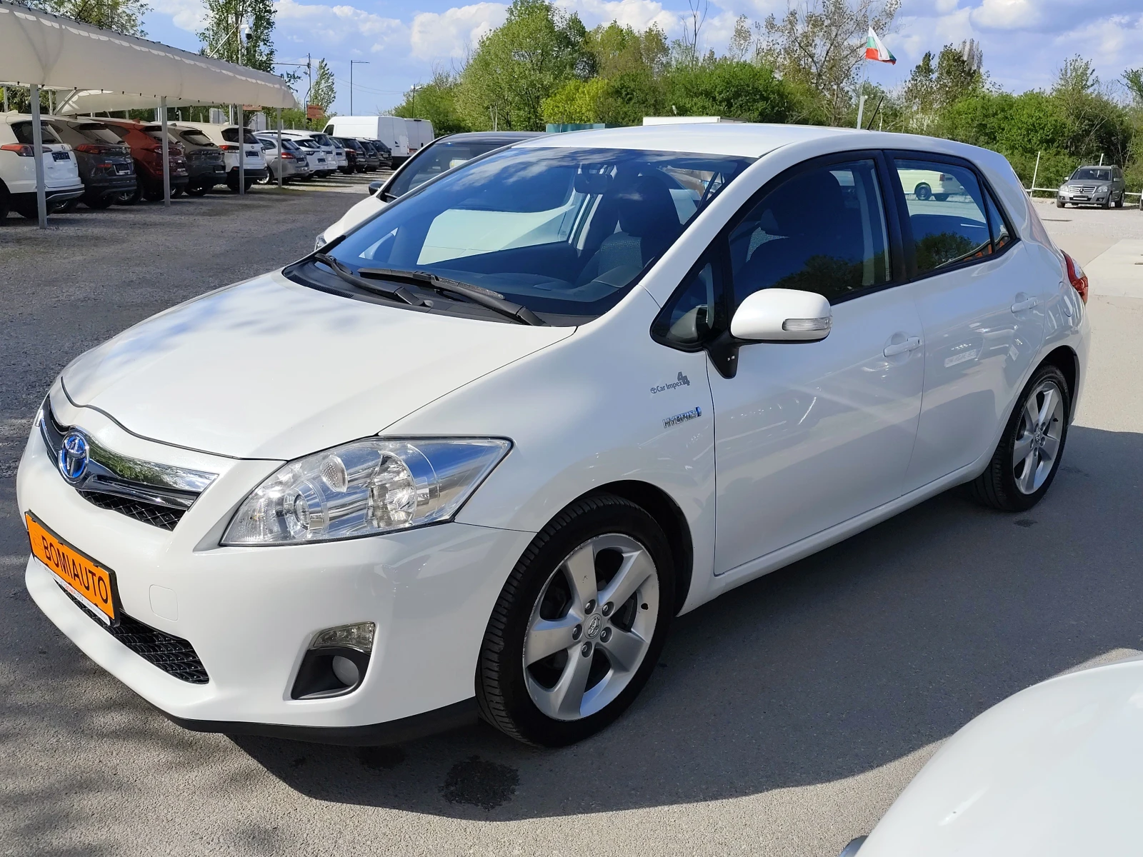 Toyota Auris 1.8HYBRID SYNERGY DRIVE* LED* EURO5B* 