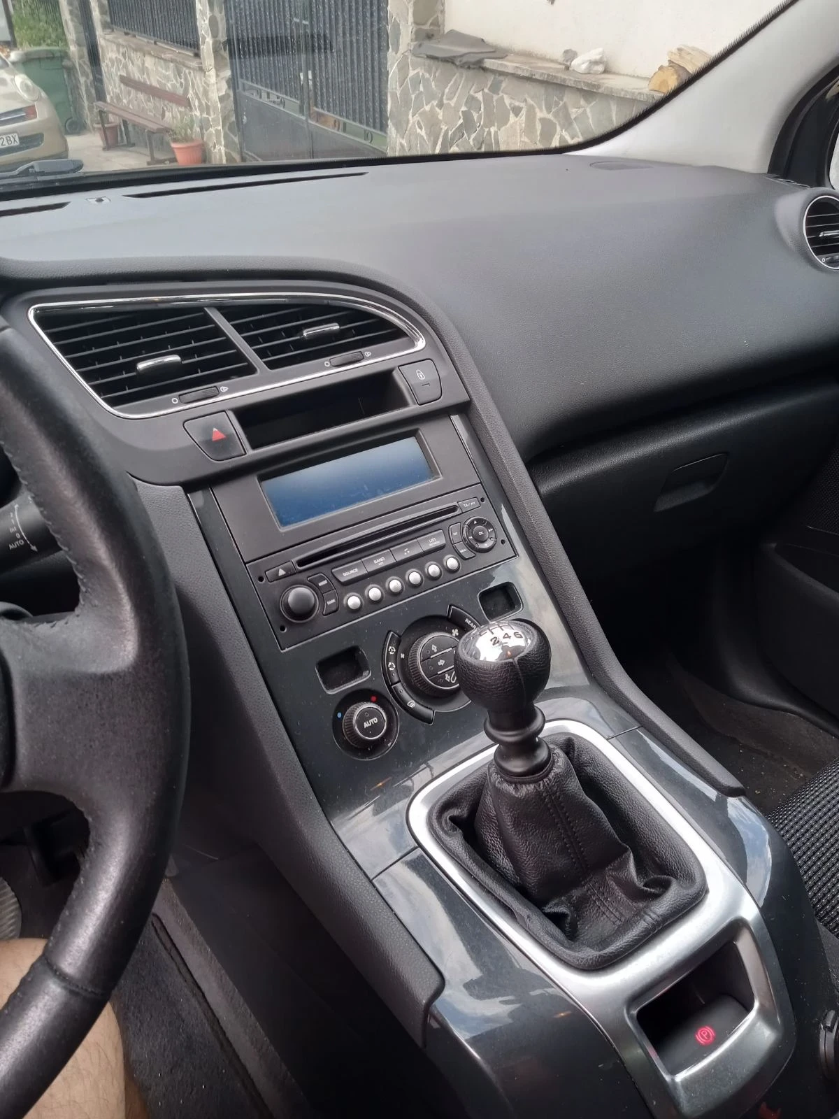 Peugeot 5008, снимка 6 - Автомобили и джипове - 54380613