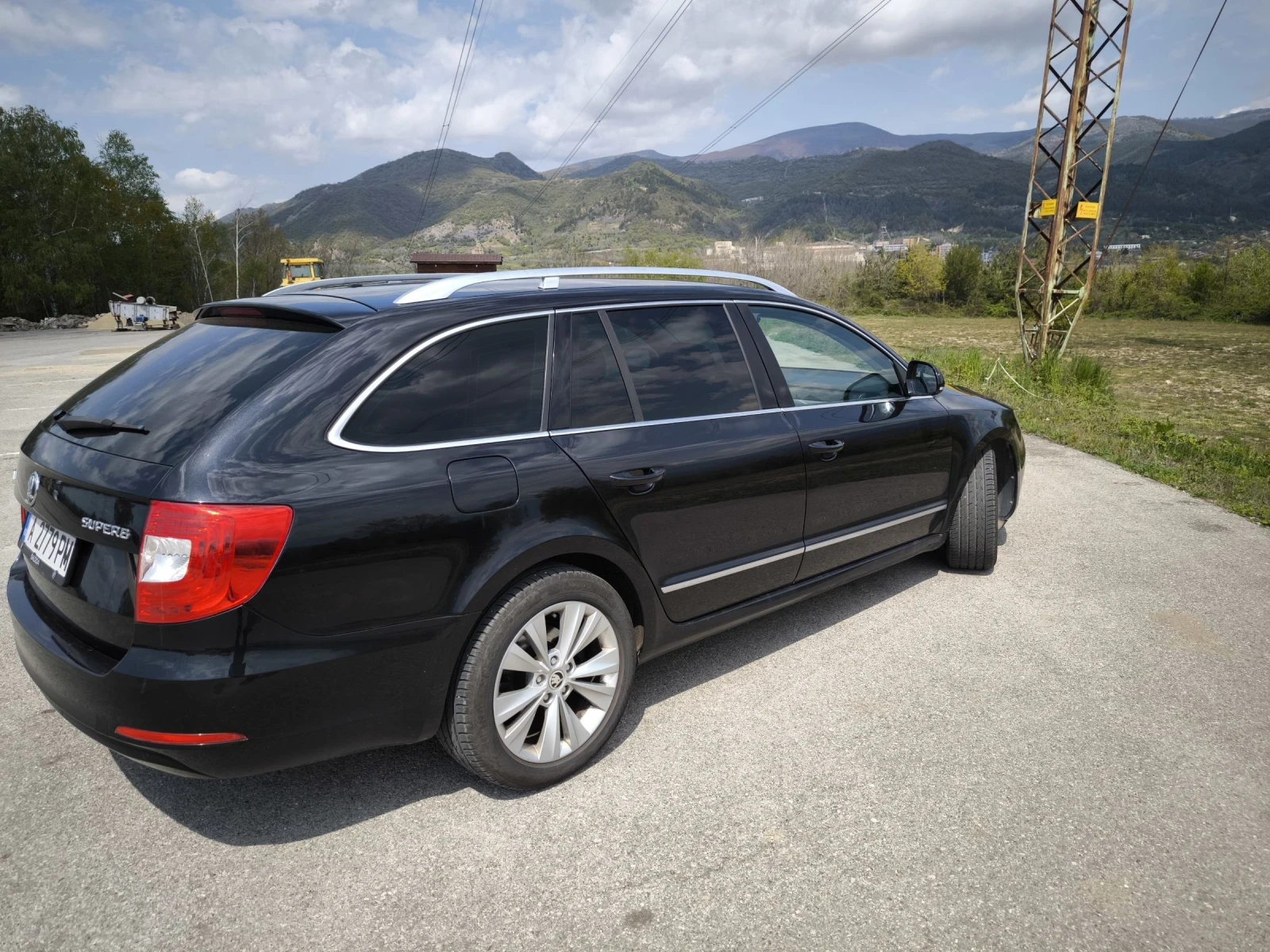 Skoda Superb 4x4 напълно обслужена, снимка 3 - Автомобили и джипове - 54383617