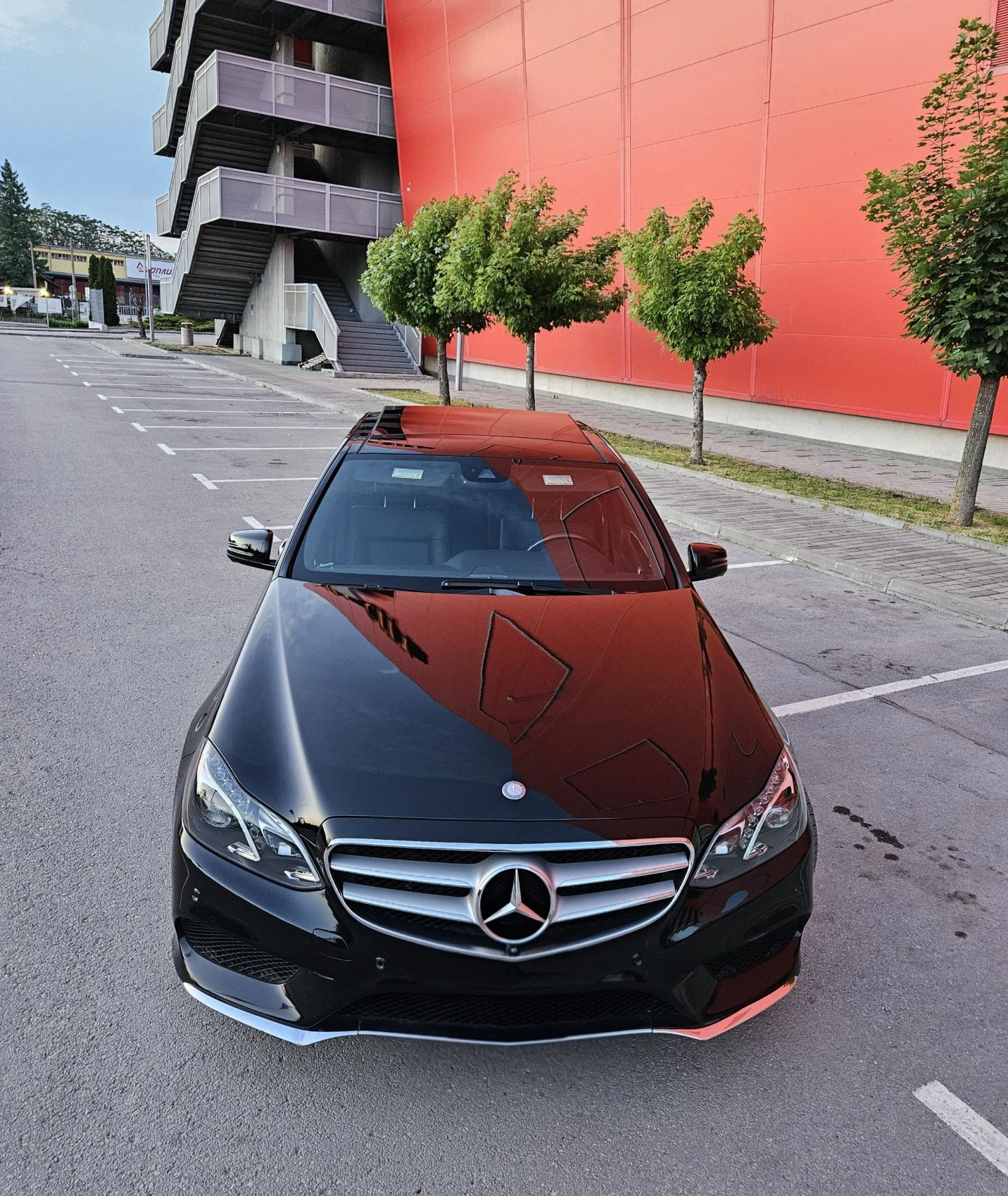 Mercedes-Benz E 250 Bluetec AMG FACELIFT 360  PANORAMA, снимка 2 - Автомобили и джипове - 54520621