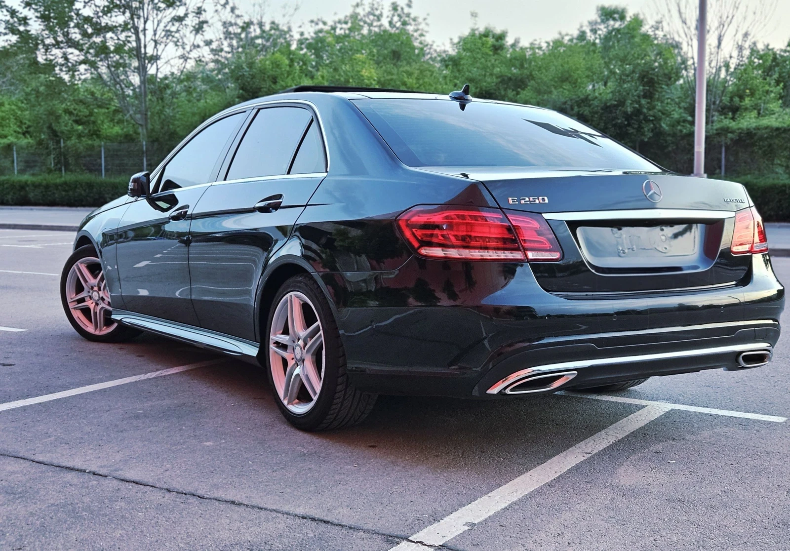 Mercedes-Benz E 250 Bluetec AMG FACELIFT 360  PANORAMA, снимка 6 - Автомобили и джипове - 54520621
