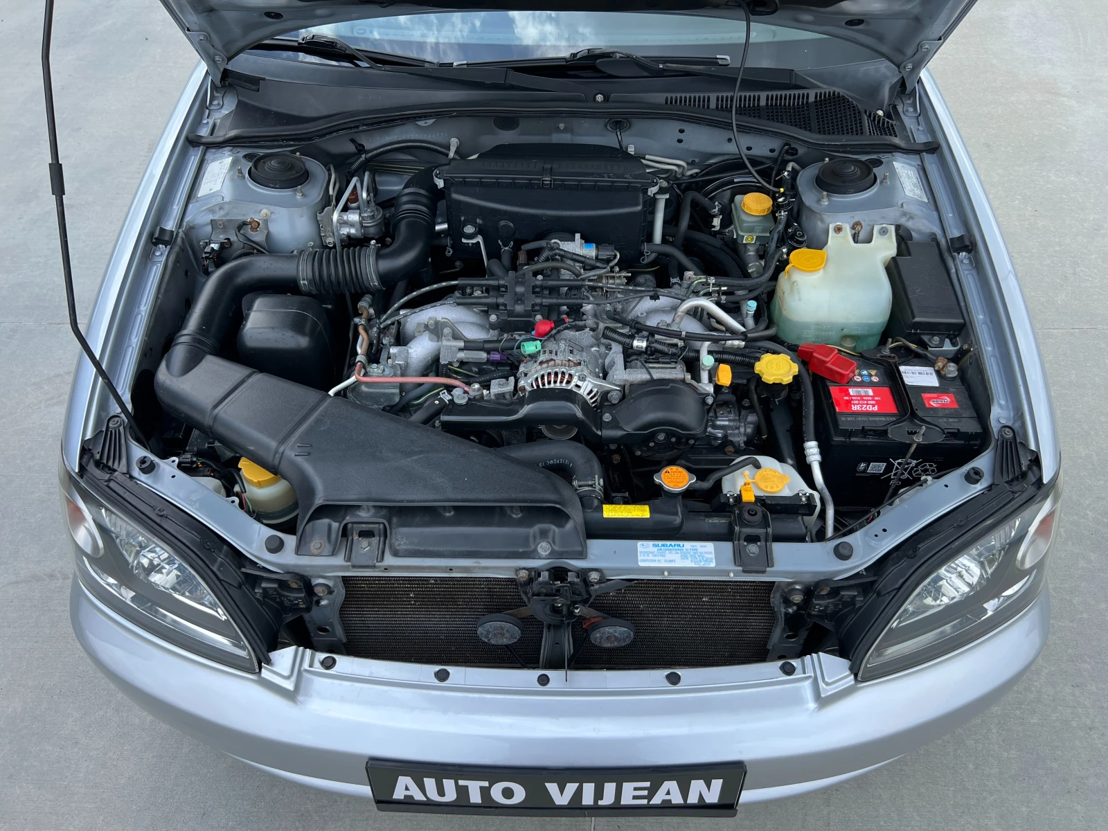 Subaru Legacy 2.5i-156к.с-4х4-ТОП СЪСТОЯНИЕ!!!, снимка 15 - Автомобили и джипове - 54858308