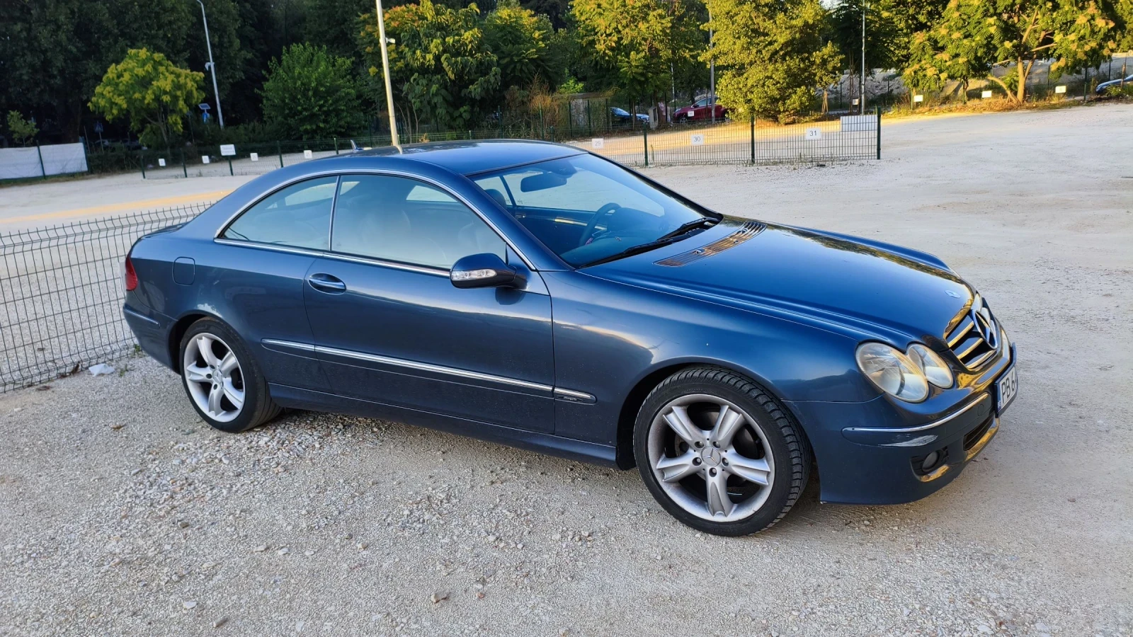 Mercedes-Benz CLK 220 CDI, снимка 2 - Автомобили и джипове - 55251168