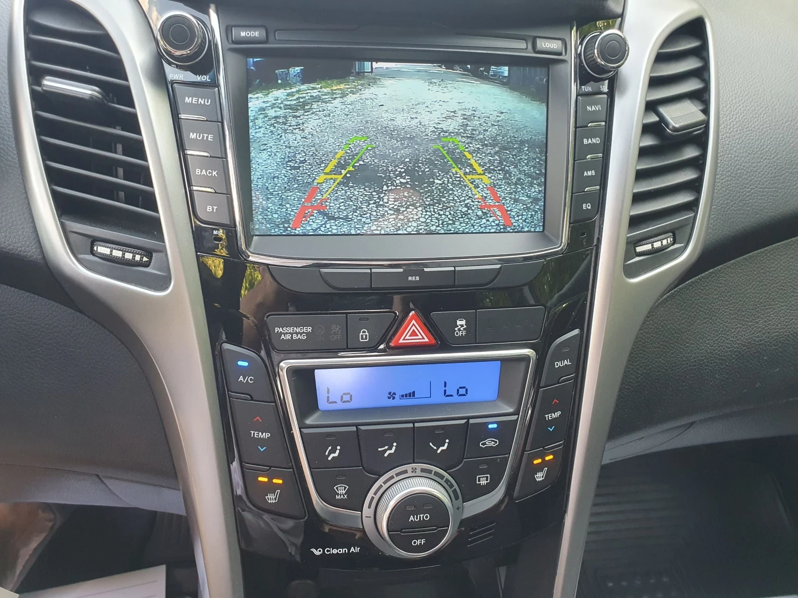 Hyundai I30 1.6 AUT  NAVI PODGREV  KAMERA NOVA NOVA  | Mobile.bg � ����������� 14