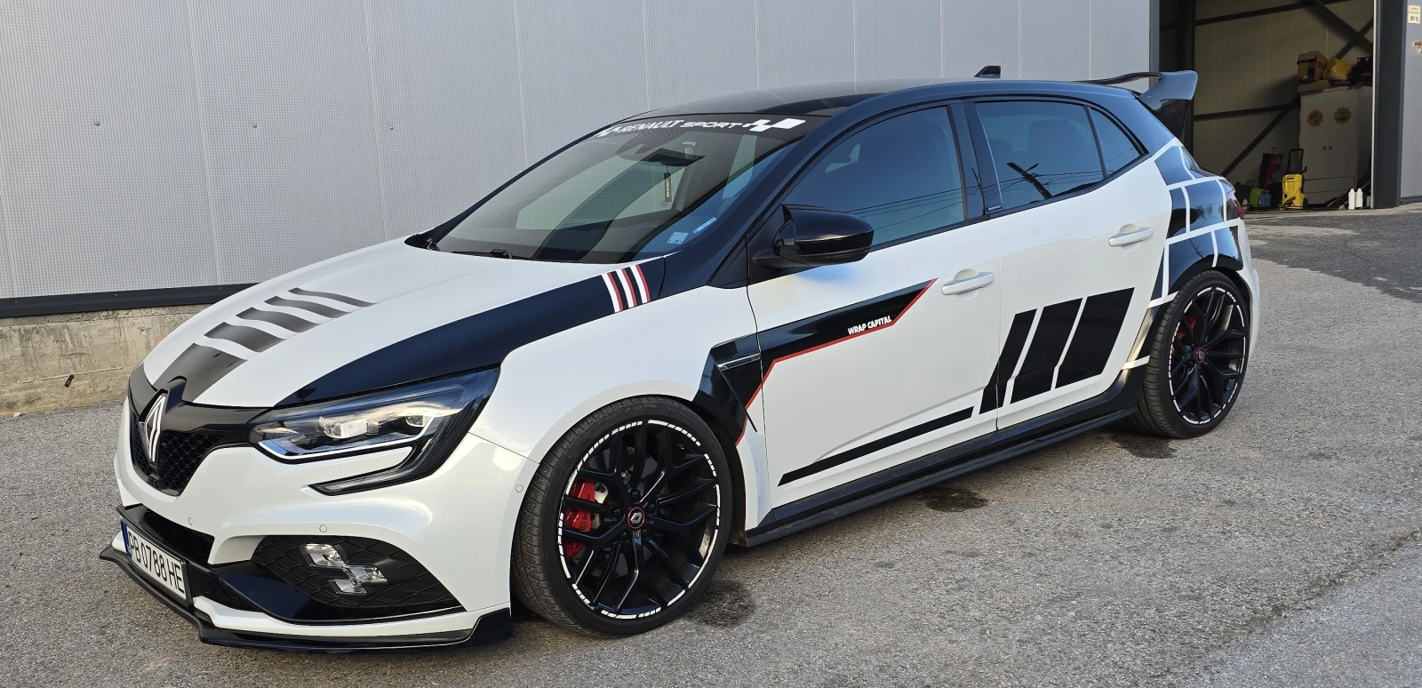 Renault Megane RS TROPHY, снимка 7 - Автомобили и джипове - 55980082