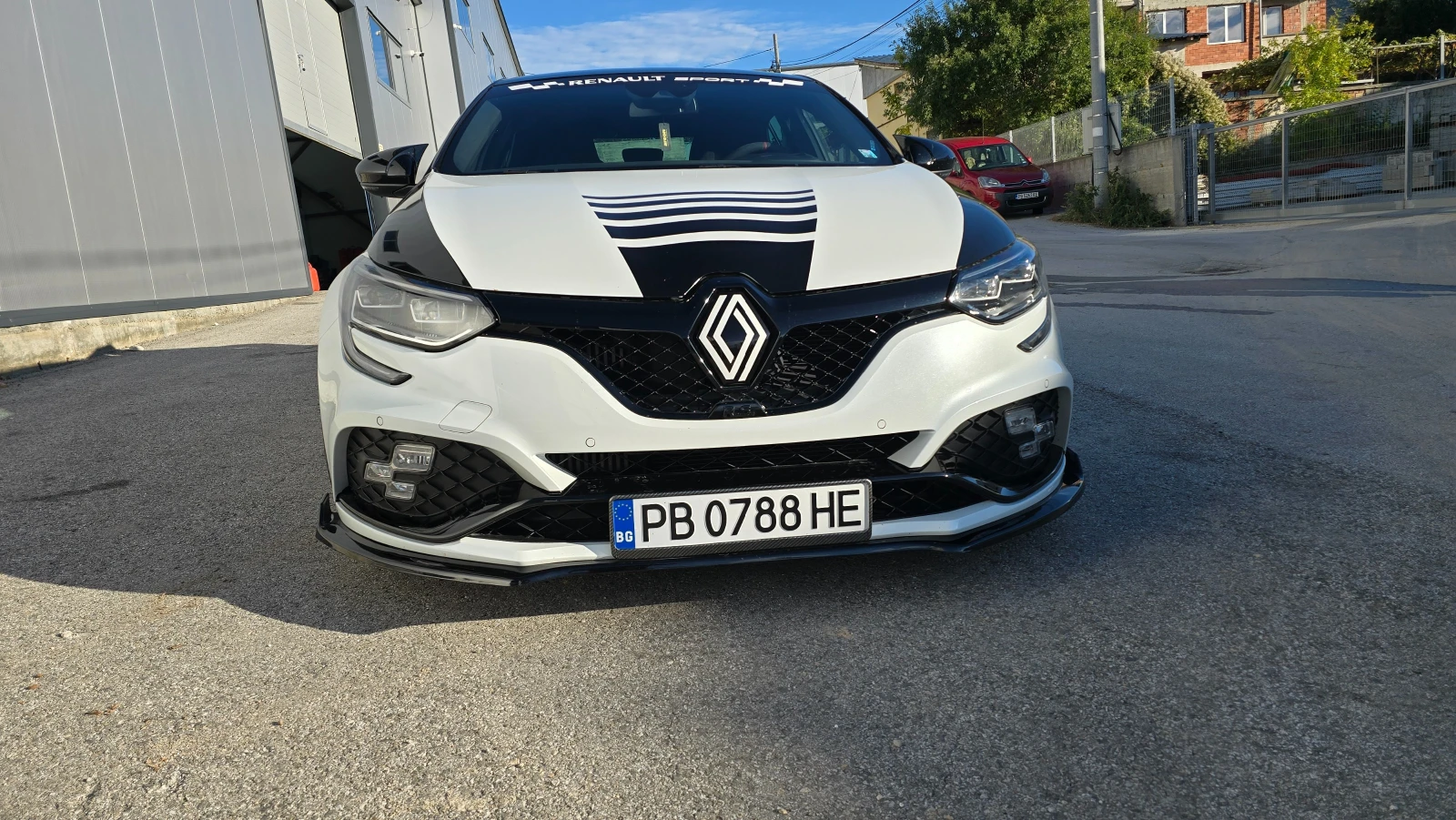Renault Megane RS TROPHY, снимка 4 - Автомобили и джипове - 55980082