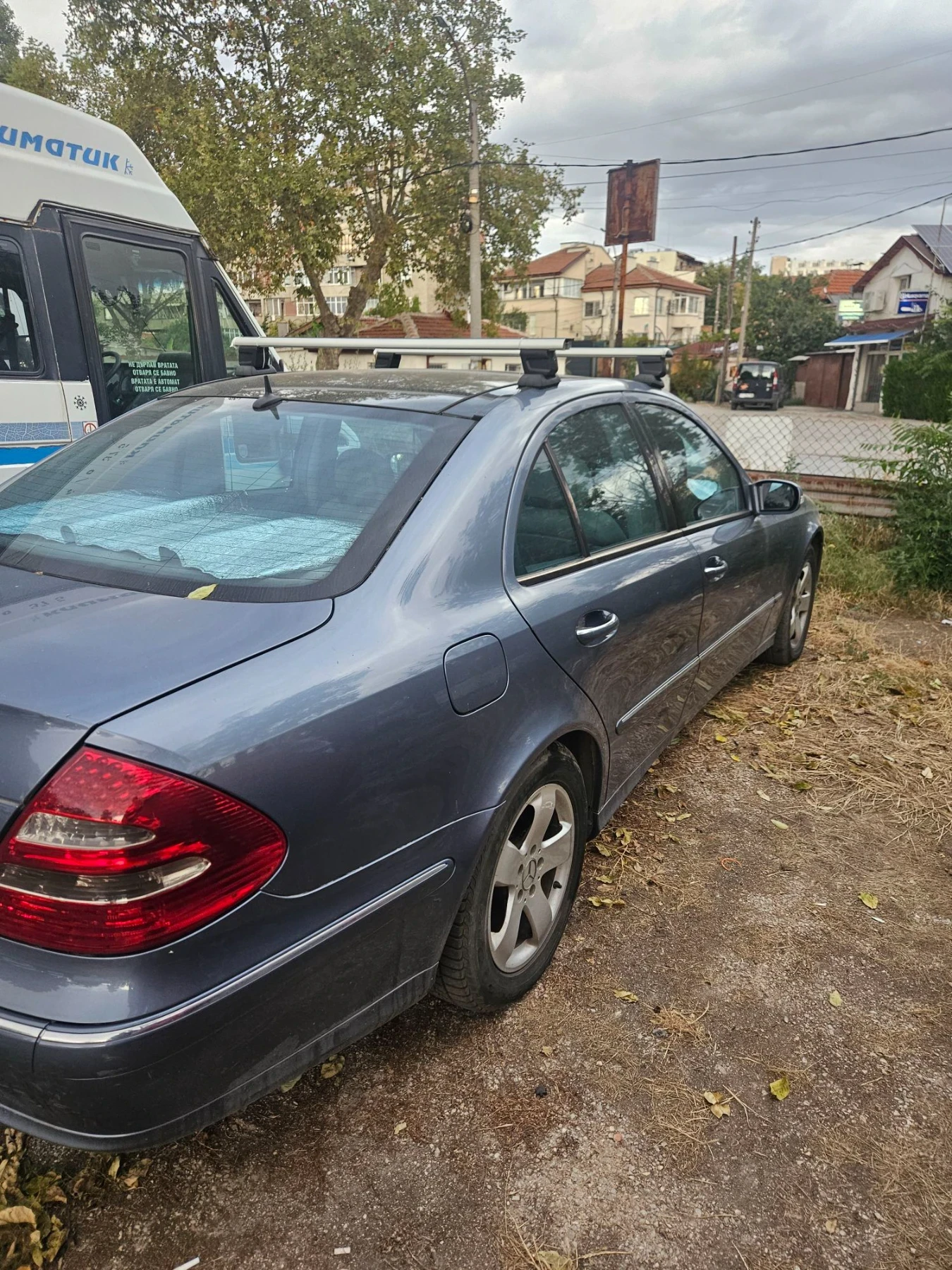 Mercedes-Benz E 220 2200 CDI ELEGANT, снимка 4 - Автомобили и джипове - 56183749