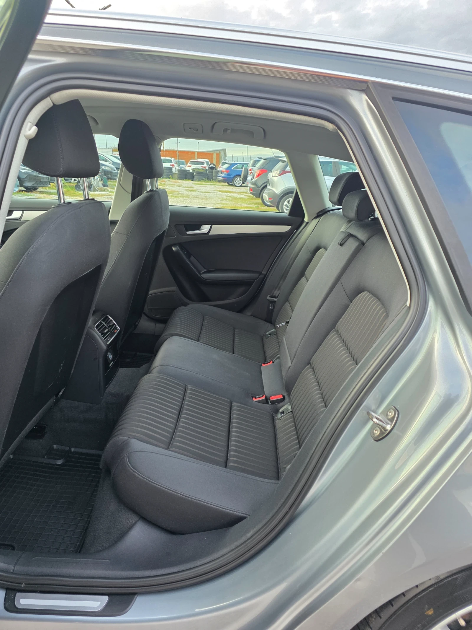 Audi A4 2.0TDI 143 ����  | Mobile.bg � ����������� 10
