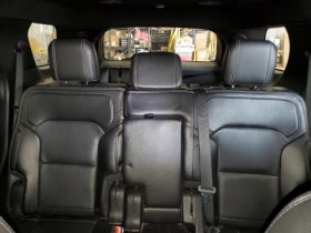 Ford Explorer 3.5L 6 4x4 w/Front Whl Drv, снимка 11