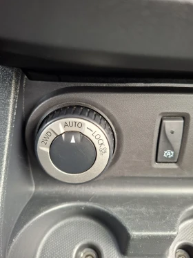 Dacia Duster 1.6I 105кс.6ск.Е6 4Х4 , снимка 15