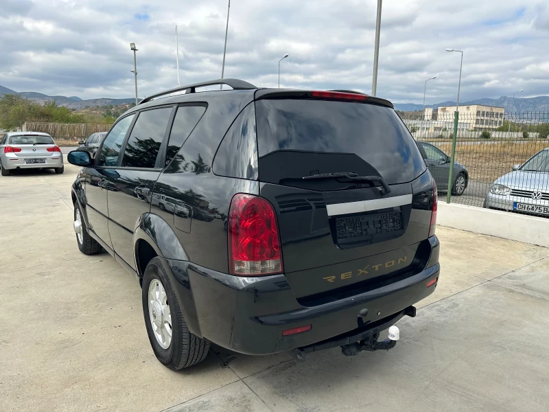 SsangYong Rexton 2.7-4x4-Автомат, снимка 7 - Автомобили и джипове - 47257480