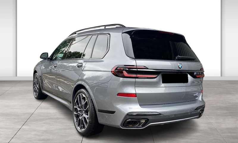 BMW X7 40i xDrive M-Sport Pro = NEW= Гаранция, снимка 3 - Автомобили и джипове - 47407527