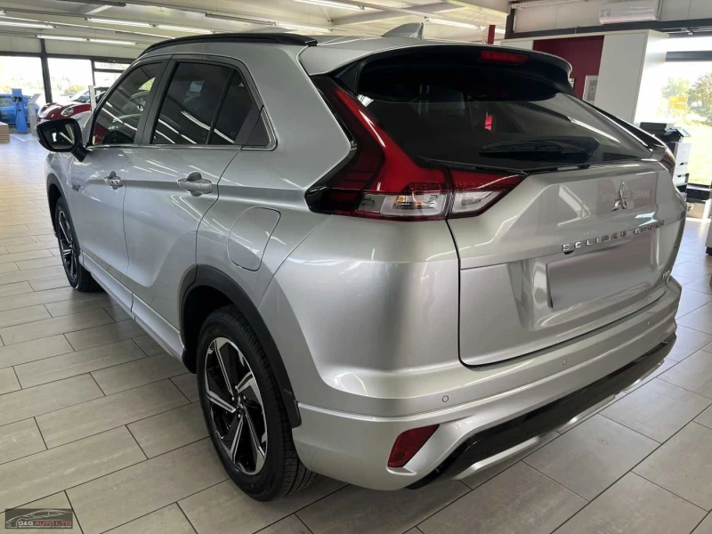 Mitsubishi Eclipse Cross НОВ!LED/188HP/CAM/CARPLAY/NAVI/4X4/365b, снимка 5 - Автомобили и джипове - 47772772