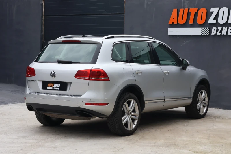 VW Touareg 3.0d 4Motion 240hp Full, снимка 4 - Автомобили и джипове - 52669003