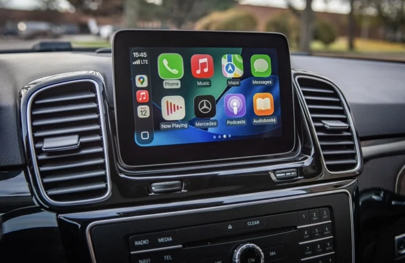 Mercedes-Benz GLE 400 * * AMG PACK* * CARFAX* * АВТОКРЕДИТ* * , снимка 13 - Автомобили и джипове - 52823909