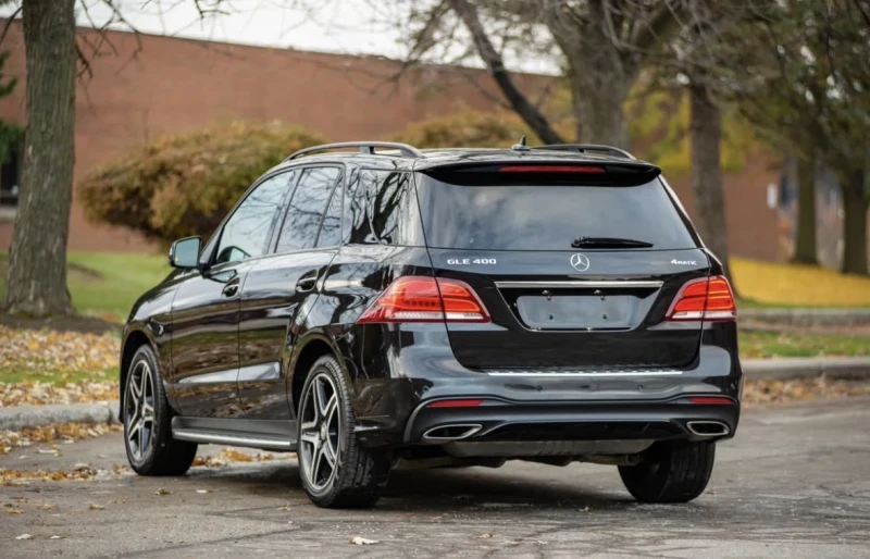 Mercedes-Benz GLE 400 * * AMG PACK* * CARFAX* * АВТОКРЕДИТ* * , снимка 7 - Автомобили и джипове - 52823909