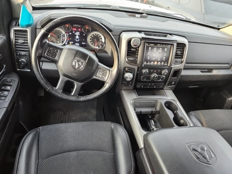 Dodge RAM 1500 * Sport * CARFAX * БЕЗ ПЪРВОНАЧАЛНА ВНОСКА, снимка 5 - Автомобили и джипове - 53114534