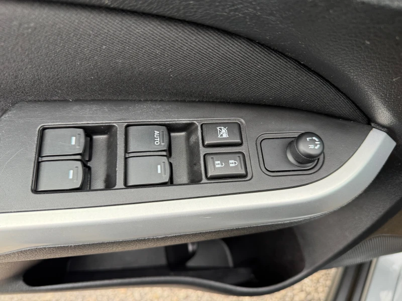 Suzuki Vitara 1.6-DDIS-ЛИЗИНГ, снимка 16 - Автомобили и джипове - 53191220