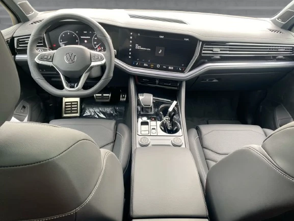 VW Touareg 3.0 TDI 4Motion = R-line = Гаранция - изображение 8