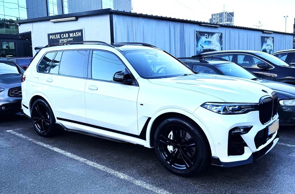 BMW X7 M50d - White Thunder Edition - изображение 3