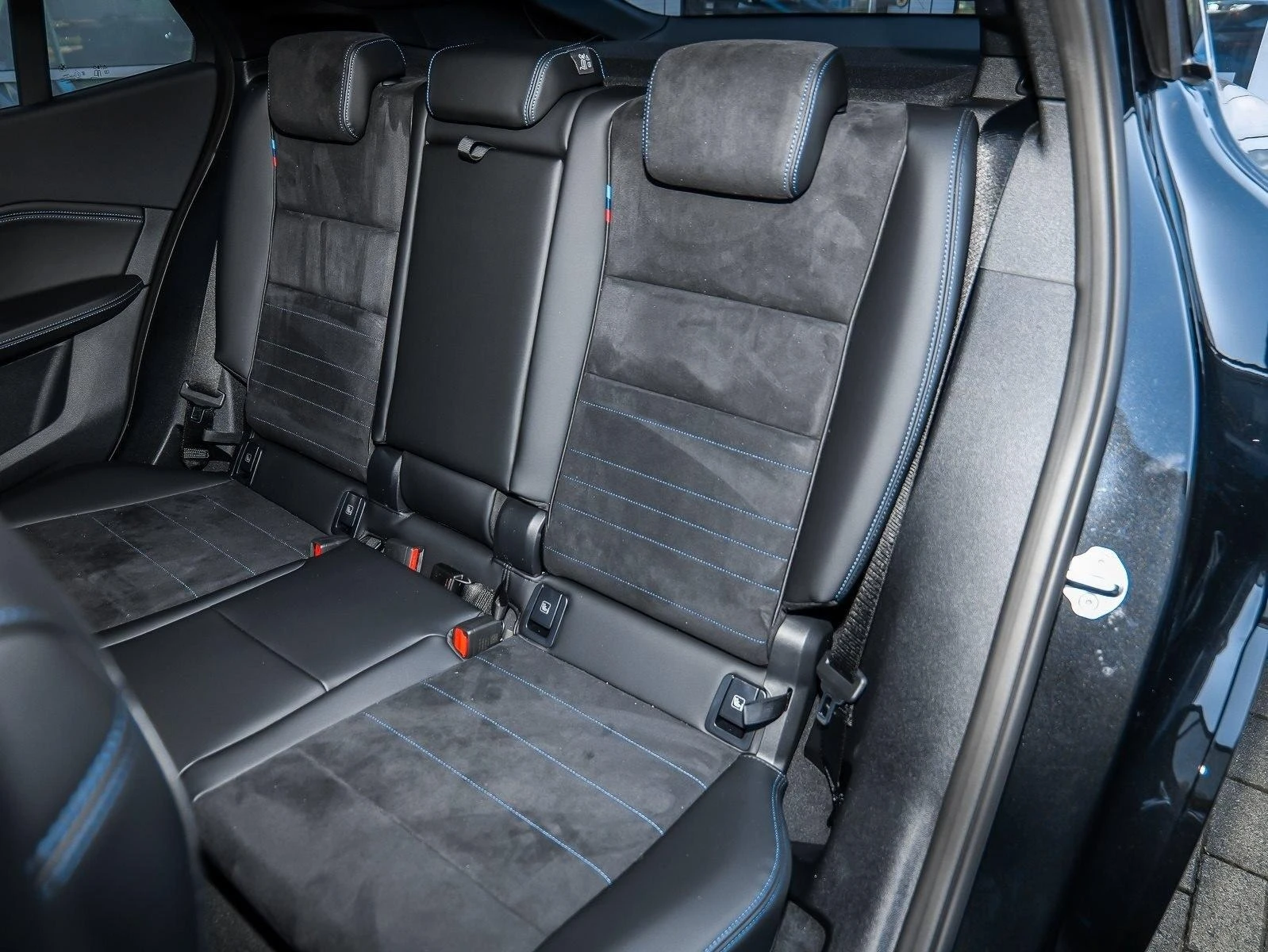 BMW X2 sDRIVE 20i M SPORT NAVI CAMERA   | Mobile.bg   11