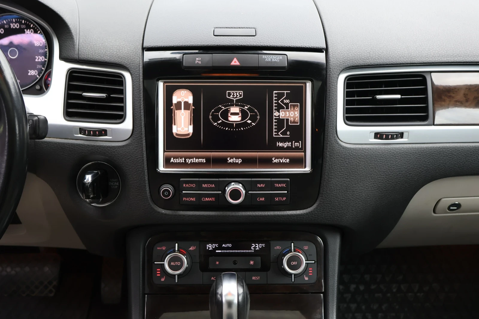 VW Touareg 3.0d 4Motion 240hp Full - изображение 10