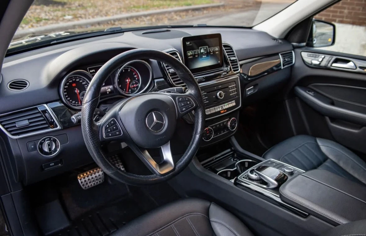 Mercedes-Benz GLE 400 * * AMG PACK* * CARFAX* * АВТОКРЕДИТ* *  - изображение 9