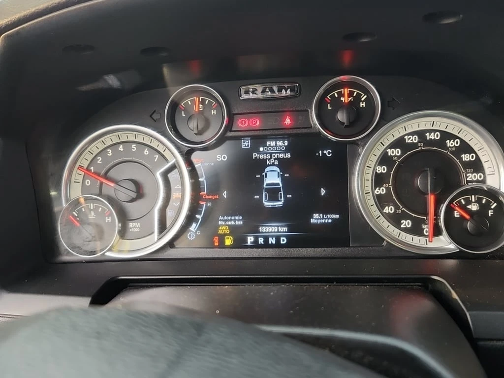 Dodge RAM 1500 * Sport * CARFAX * БЕЗ ПЪРВОНАЧАЛНА ВНОСКА - изображение 7