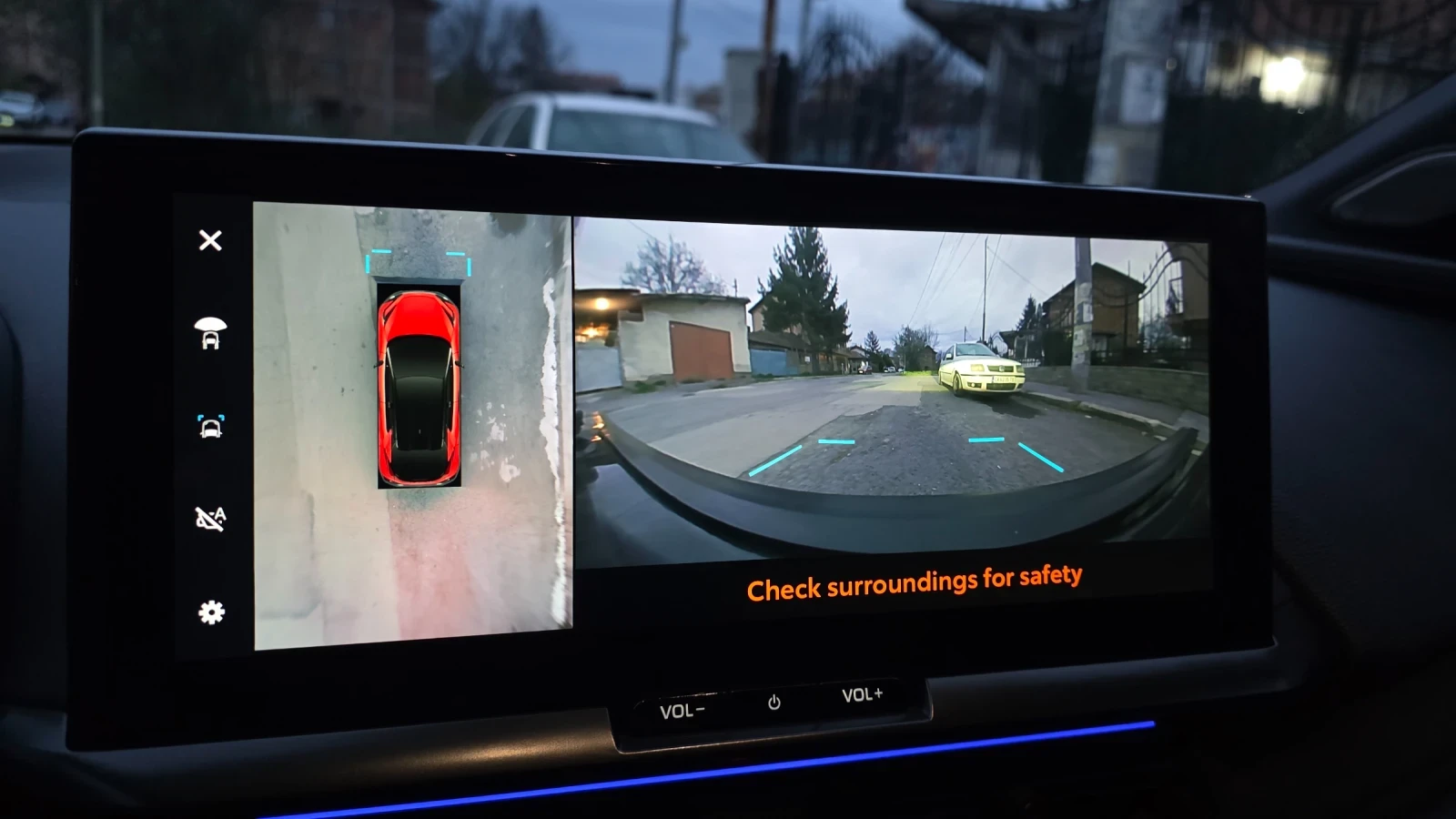 Toyota C-HR 223Hp/GR Plug-in/360* /Head up/230V/20, снимка 10 - Автомобили и джипове - 54208371