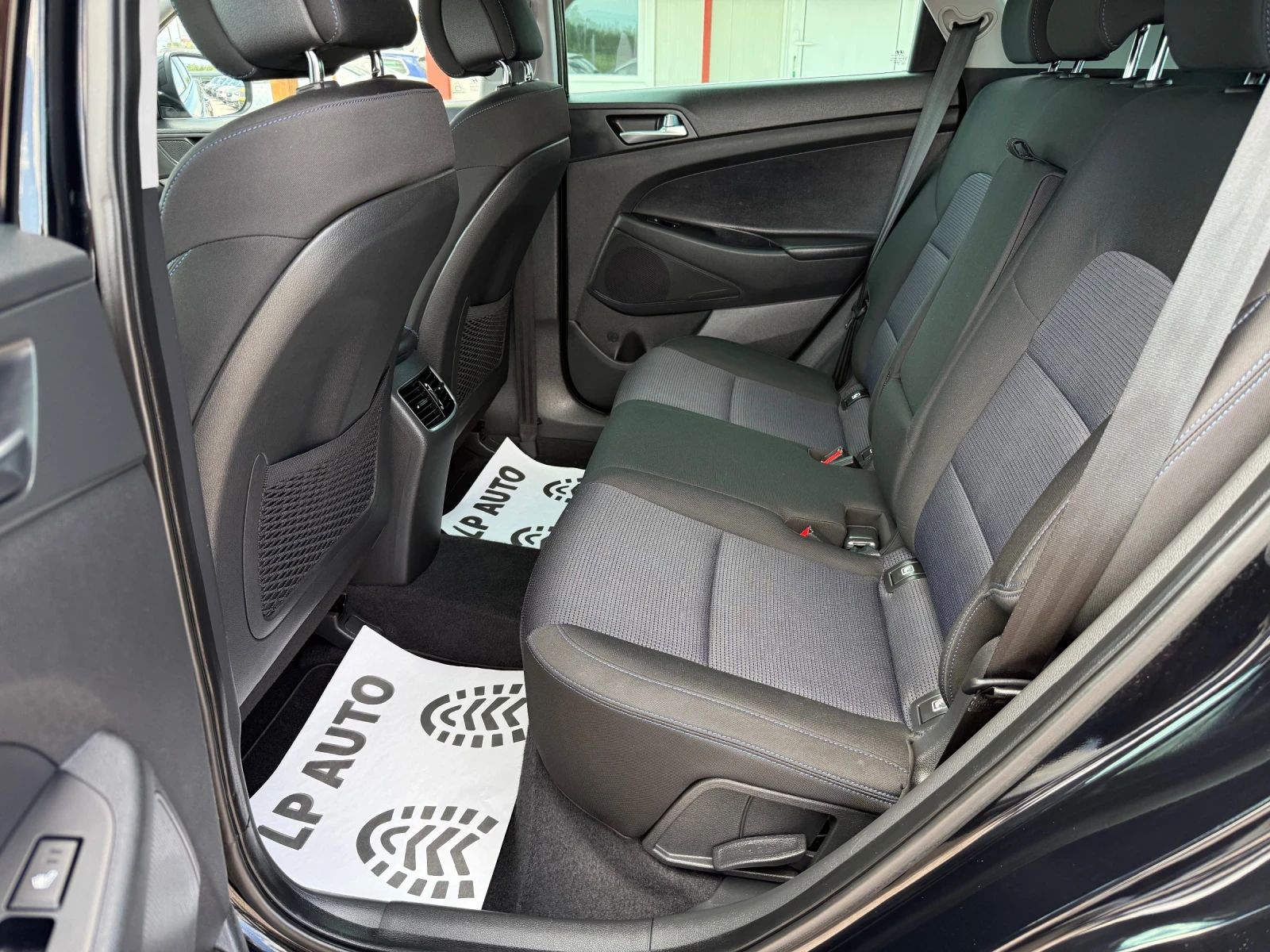 Hyundai Tucson * 1.7* CRDI* ���������* ������* �������� �������*  | Mobile.bg � ����������� 13