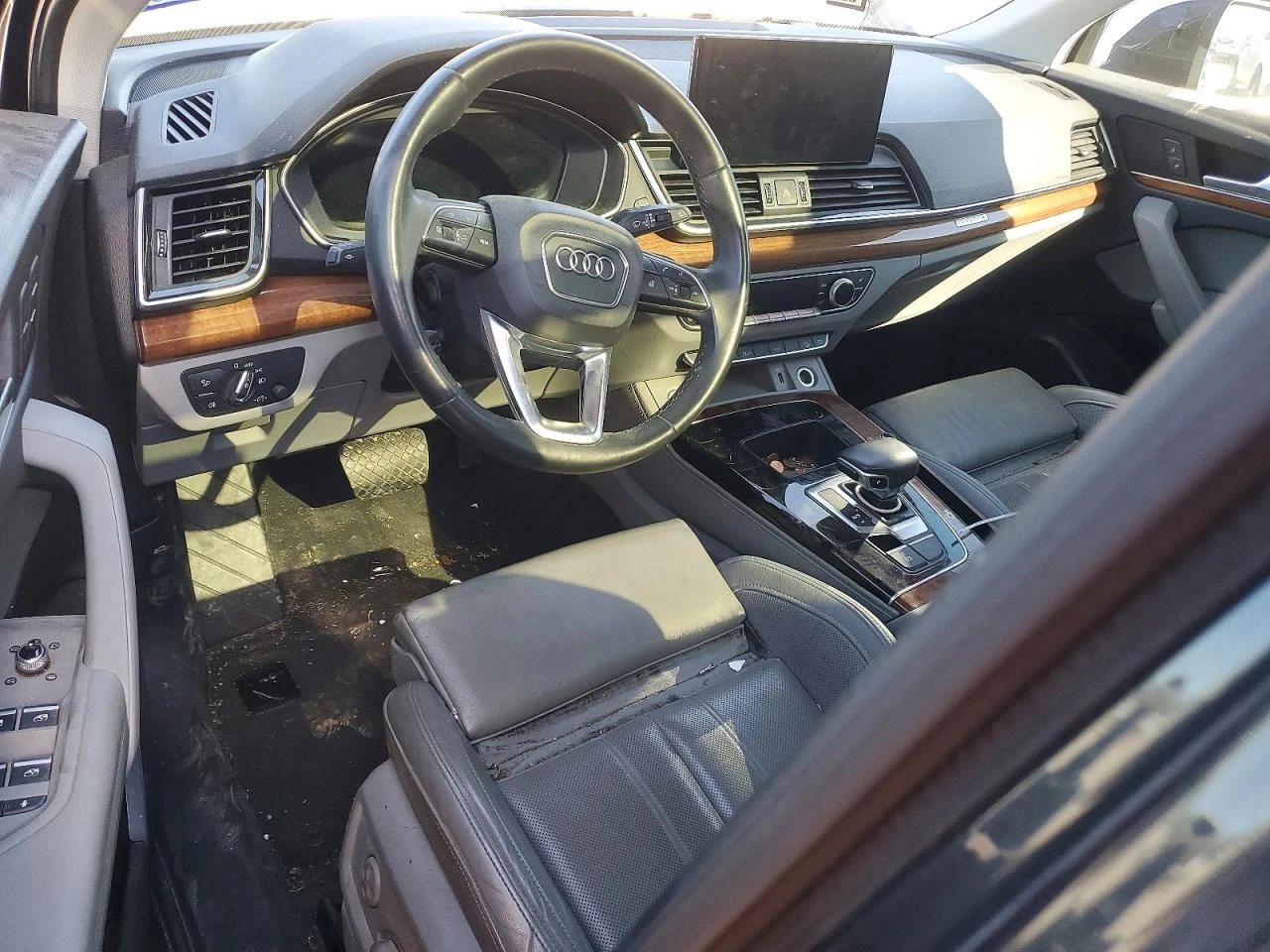 Audi Q5 45 TFSI / QUATTRO / S-line / ЛИЗИНГ, снимка 8 - Автомобили и джипове - 54897309