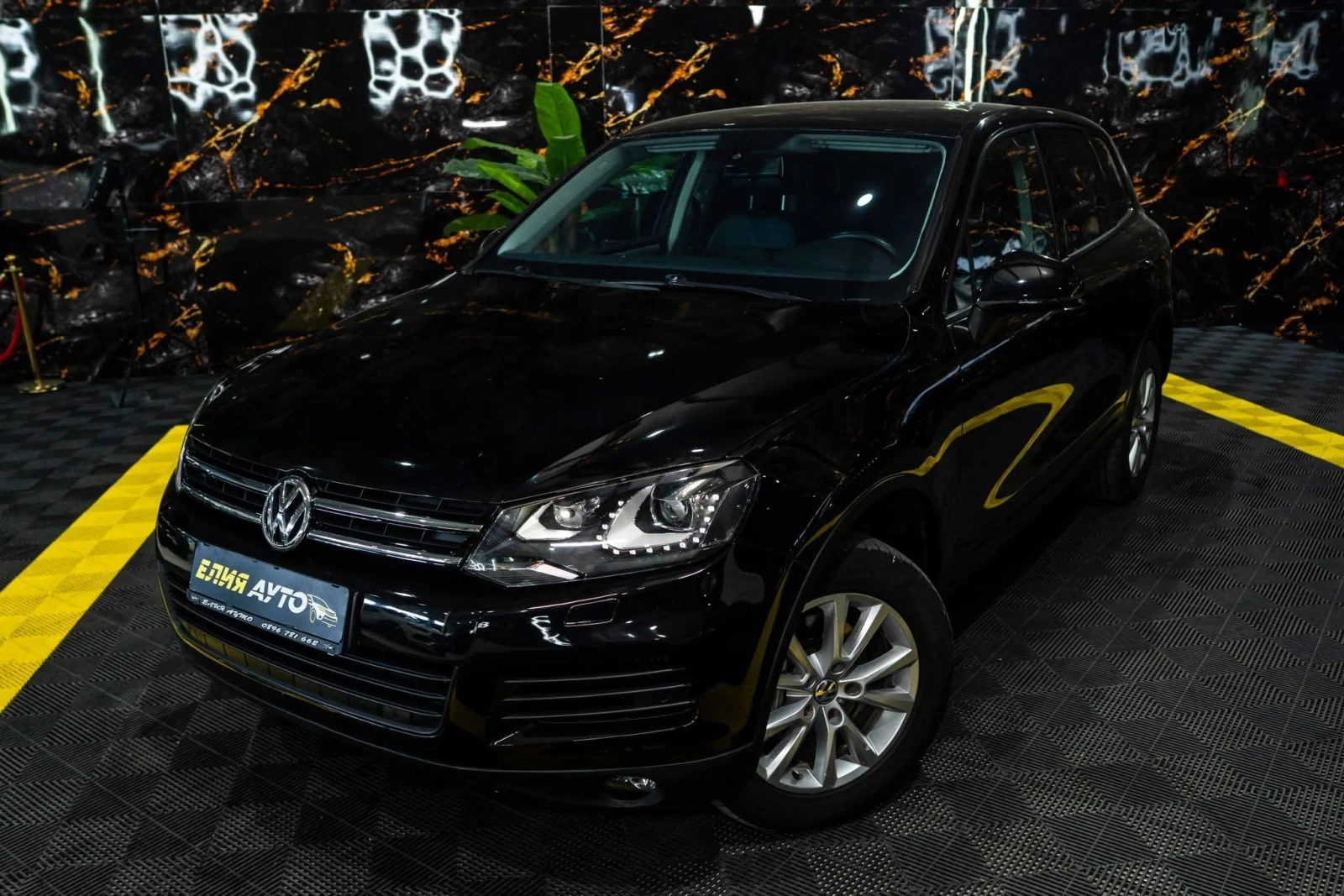 VW Touareg 3.0TDI 4MOTION LED NAVI ЛИЗИНГ 100%, снимка 4 - Автомобили и джипове - 55384782
