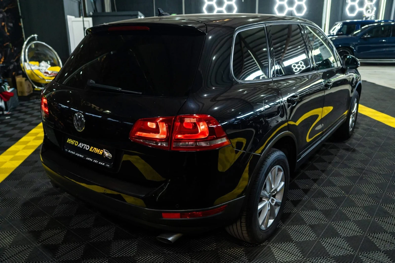 VW Touareg 3.0TDI 4MOTION LED NAVI ЛИЗИНГ 100%, снимка 9 - Автомобили и джипове - 55384782